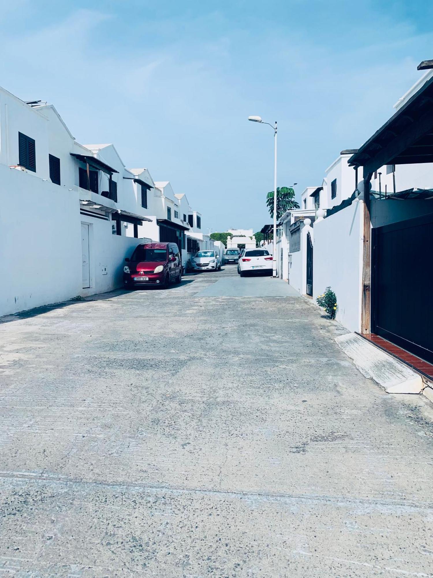 Habitaciones Privadas Cerca De La Playa Y Aeropuerto En Casa Compartida Con Otros Huespedes ปลายาออนดา ภายนอก รูปภาพ