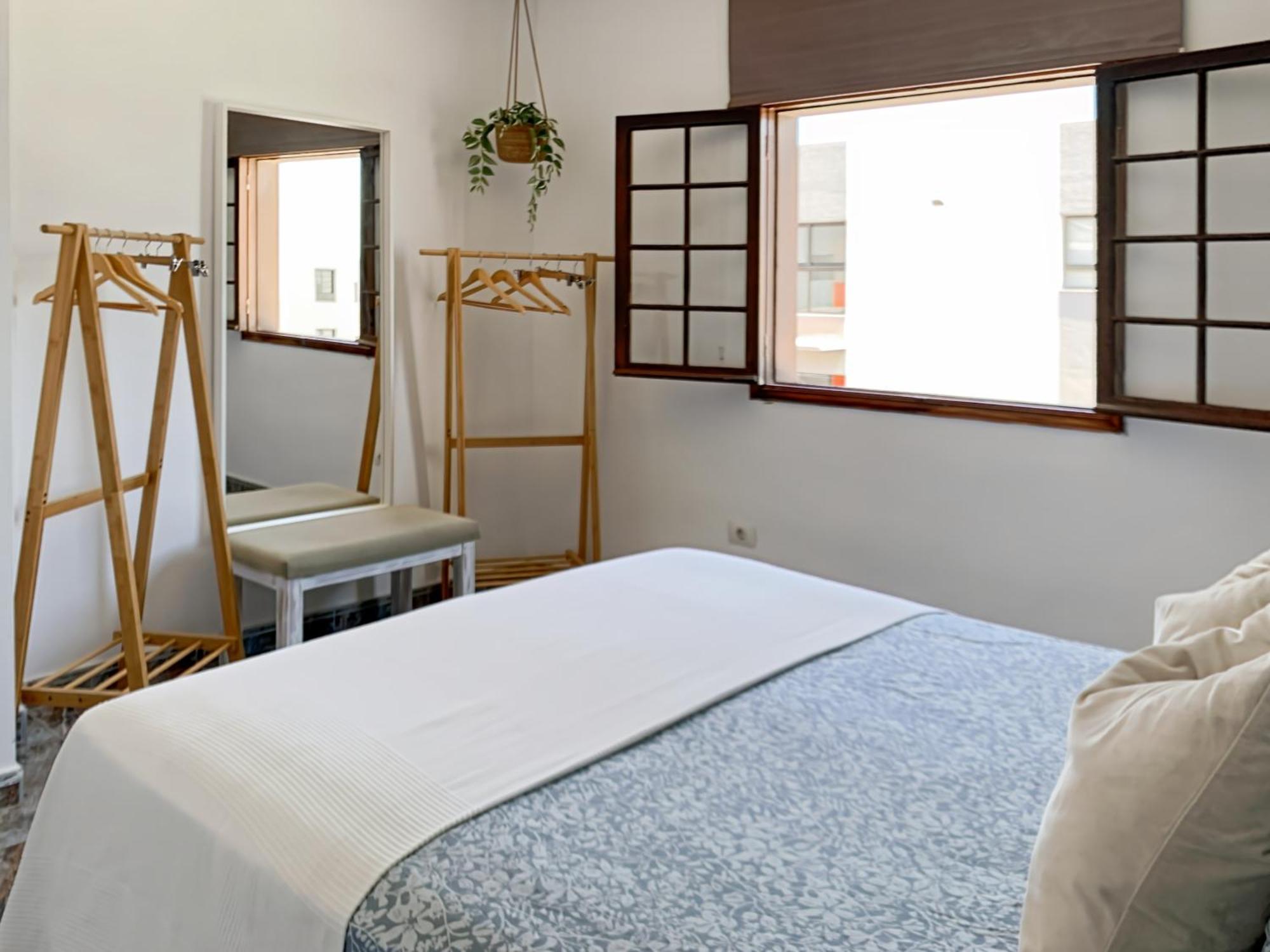 Habitaciones Privadas Cerca De La Playa Y Aeropuerto En Casa Compartida Con Otros Huespedes ปลายาออนดา ภายนอก รูปภาพ